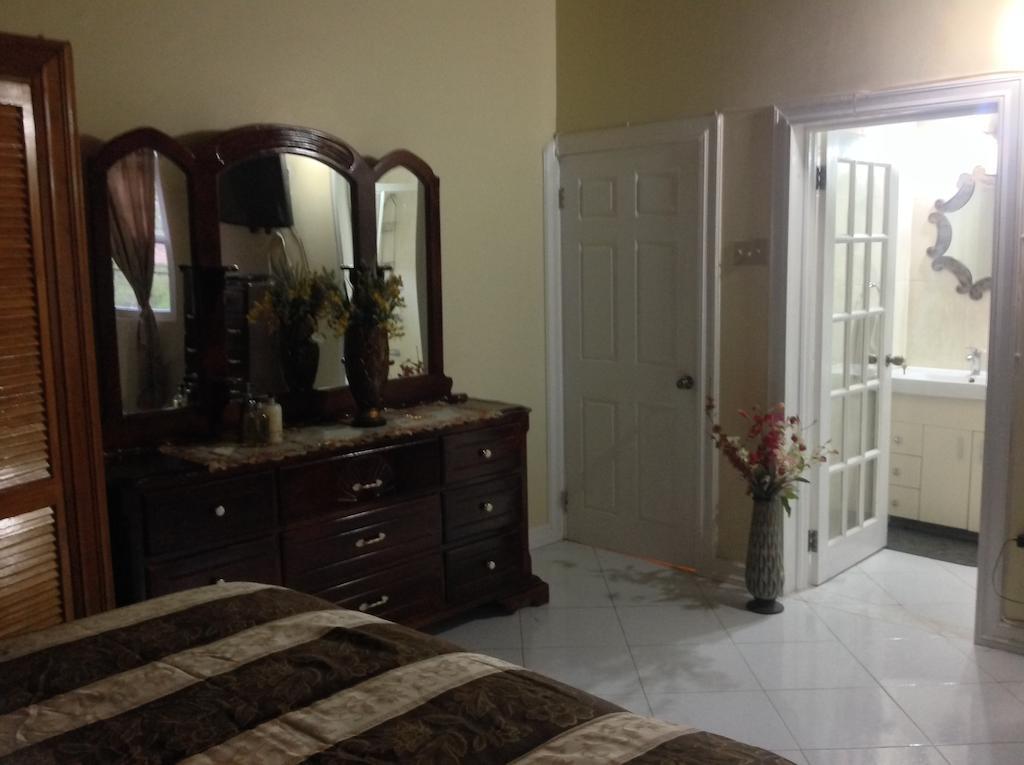 Cazwin Villas Montego Bay Exterior foto