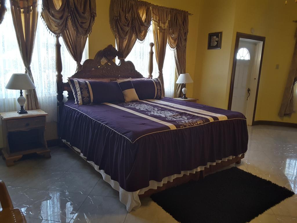 Cazwin Villas Montego Bay Quarto foto