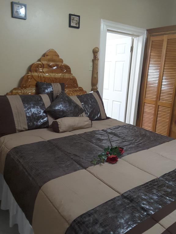 Cazwin Villas Montego Bay Quarto foto